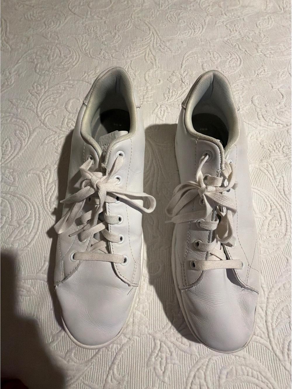 TOMS White Leather Sneakers Size 11.5 Men's
